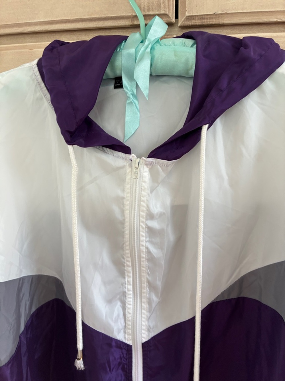 Women's Purple & White Windbreaker Jacket with Hood Sz L - Picture 2 of 5